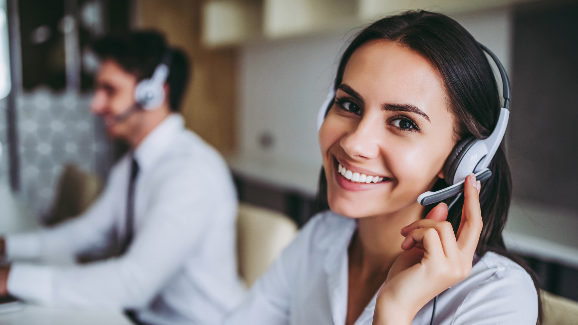 What are the objectives of a Call Center?